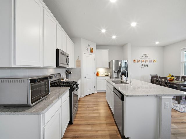 135 Mason Hill LN, Georgetown, TX 78628