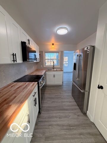 5870 Cadillac Drive, Speedway, IN 46224