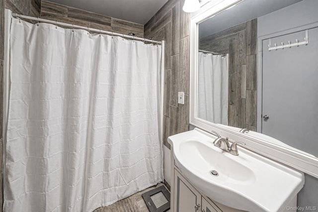 26 Beech Street, Central Islip, NY 11722