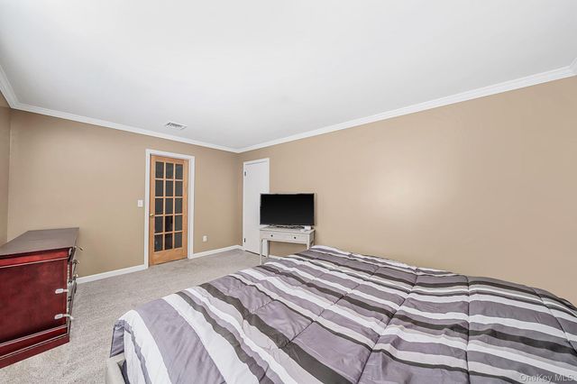 26 Beech Street, Central Islip, NY 11722
