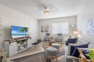 132 Hoffman Avenue 116, Cranston, RI 02920