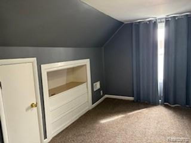 29281 Mcdonald Street, Roseville, MI 48066