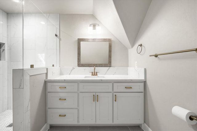 6508 Hackberry Trail, Edmond, OK 73034