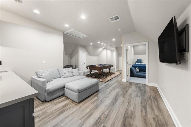 6508 Hackberry Trail, Edmond, OK 73034