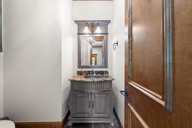 6508 Hackberry Trail, Edmond, OK 73034