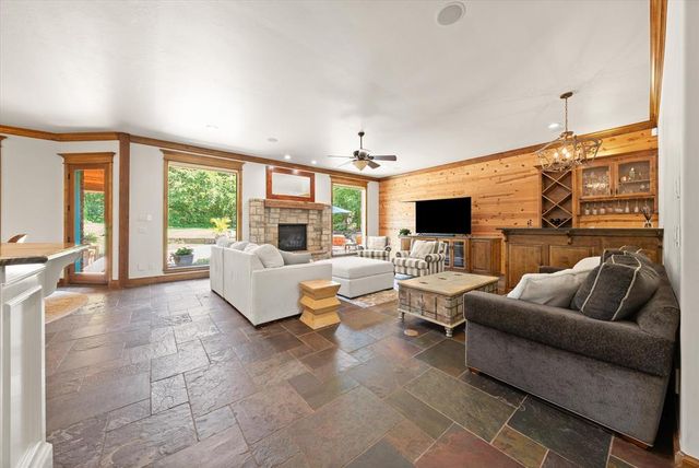 6508 Hackberry Trail, Edmond, OK 73034