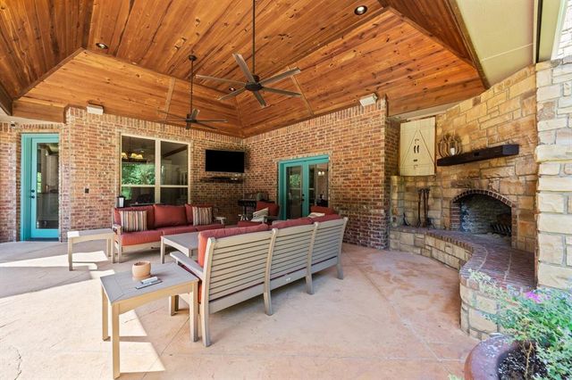 6508 Hackberry Trail, Edmond, OK 73034