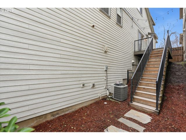 29184 Sw COSTA Cir E, Wilsonville, OR 97070