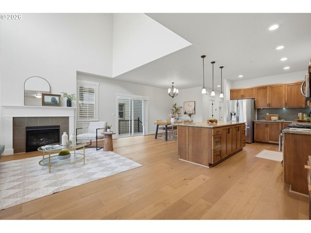 29184 Sw COSTA Cir E, Wilsonville, OR 97070