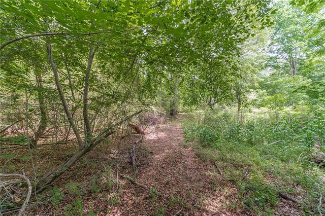 4285 Bending River Trail SW, Lilburn, GA 30047