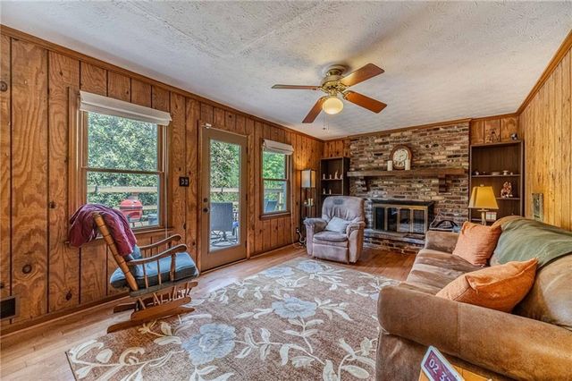 4285 Bending River Trail SW, Lilburn, GA 30047