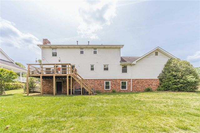 4285 Bending River Trail SW, Lilburn, GA 30047