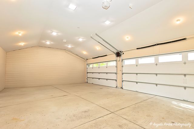 6509 Oak Hill Drive, Richmond, IL 60071