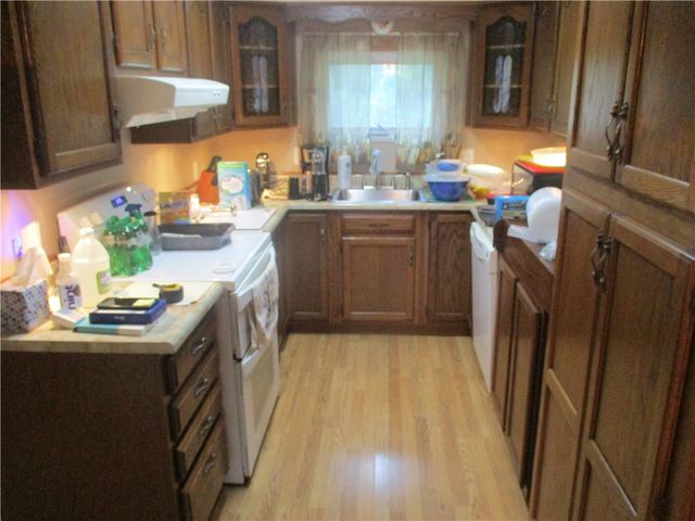 109 Linhart St, Wilkins Twp, PA 15145