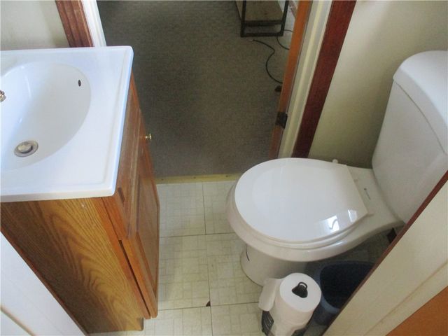 109 Linhart St, Wilkins Twp, PA 15145