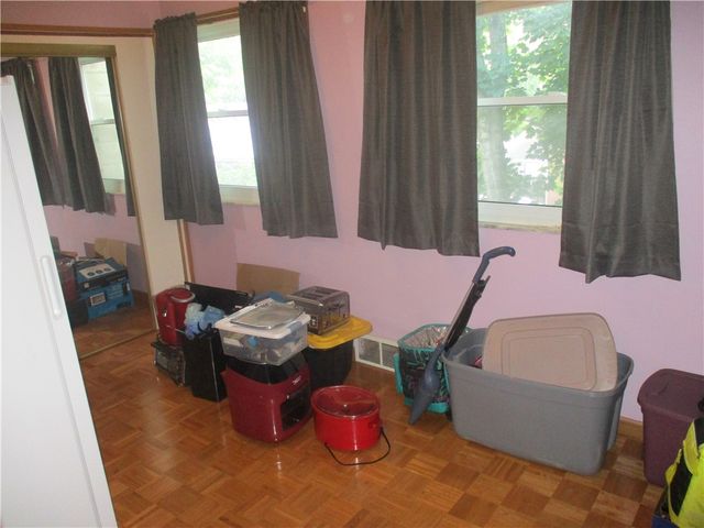 109 Linhart St, Wilkins Twp, PA 15145