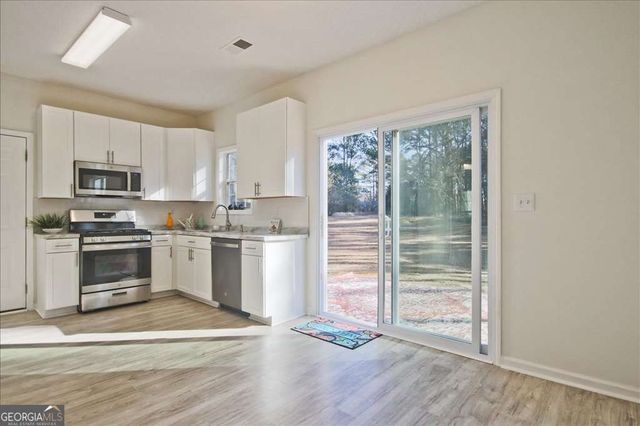 1325 Greenwood Acres Drive, Cumming, GA 30040