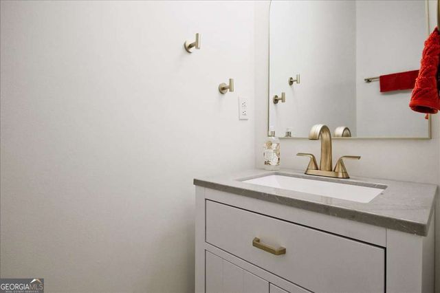 1325 Greenwood Acres Drive, Cumming, GA 30040