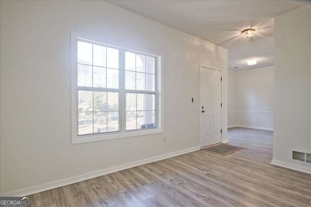 1325 Greenwood Acres Drive, Cumming, GA 30040