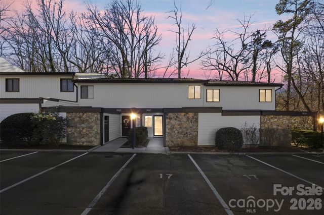 3617 Maple Glen Lane, Charlotte, NC 28226