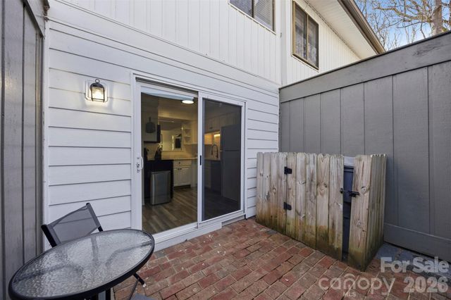 3617 Maple Glen Lane, Charlotte, NC 28226