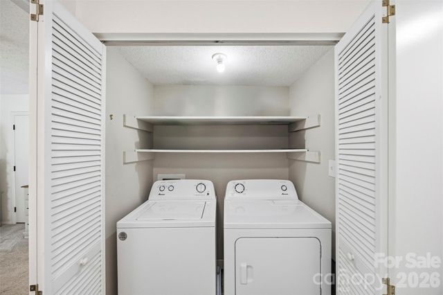 3617 Maple Glen Lane, Charlotte, NC 28226