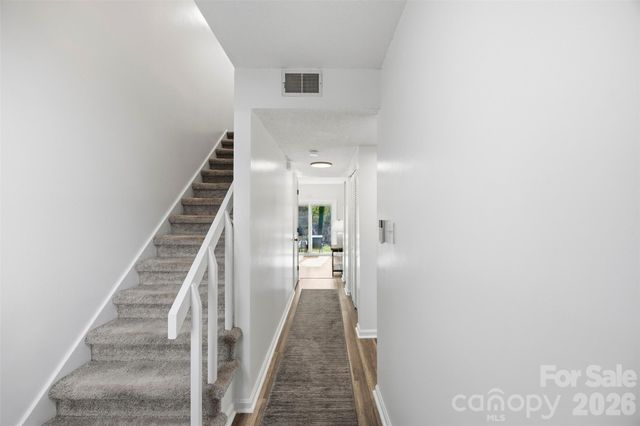 3617 Maple Glen Lane, Charlotte, NC 28226