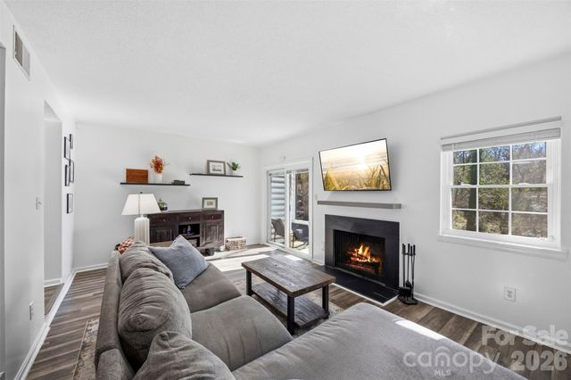 3617 Maple Glen Lane, Charlotte, NC 28226