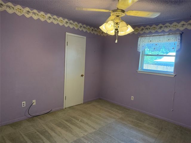 2905 SE 6th Street, Mineral Wells, TX 76067