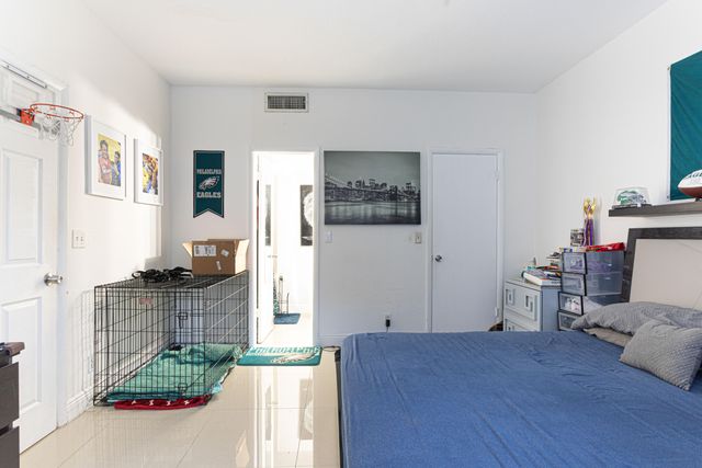 4702 Waterview Circle, Palm Springs, FL 33461