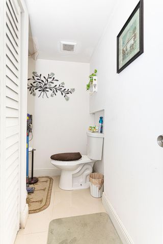 4702 Waterview Circle, Palm Springs, FL 33461