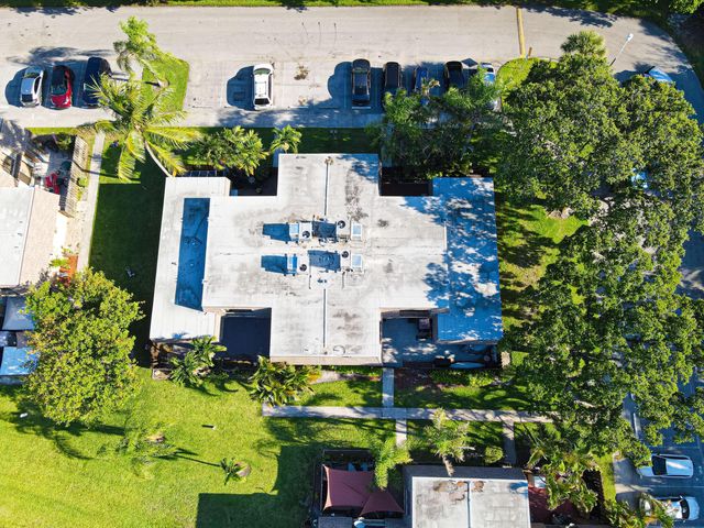 4702 Waterview Circle, Palm Springs, FL 33461