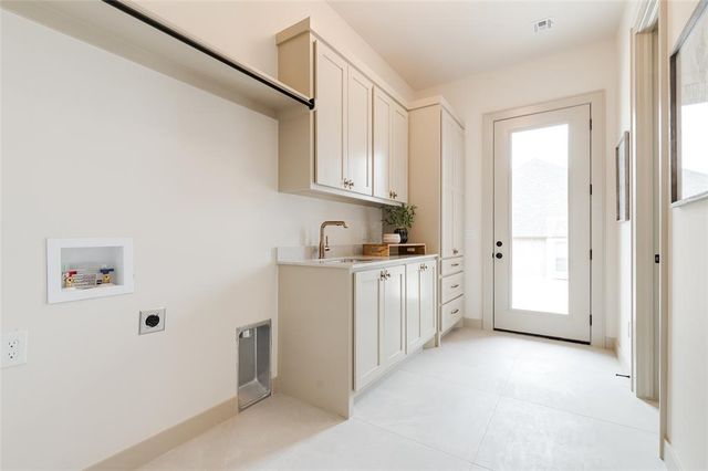11900 Setenta Grove Circle, Oklahoma City, OK 73150