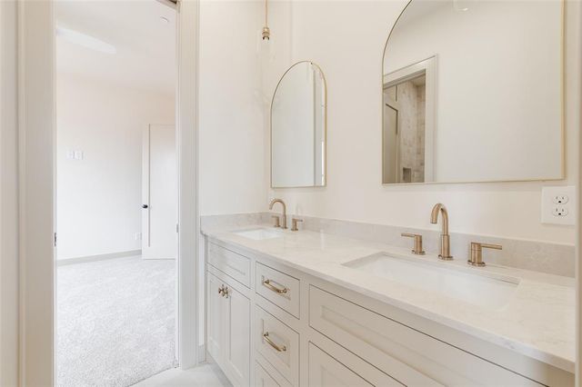 11900 Setenta Grove Circle, Oklahoma City, OK 73150