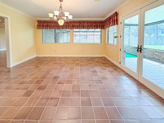 217 Larkspur Street, Lake Jackson, TX 77566