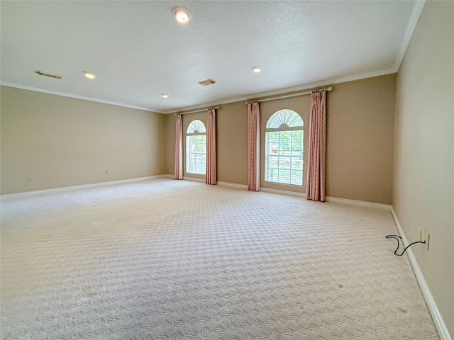 217 Larkspur Street, Lake Jackson, TX 77566