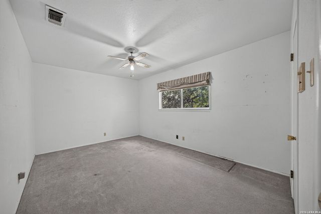 9003 Rock Cliff Rd, San Antonio, TX 78230