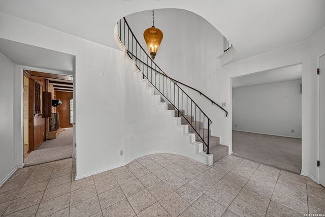 9003 Rock Cliff Rd, San Antonio, TX 78230