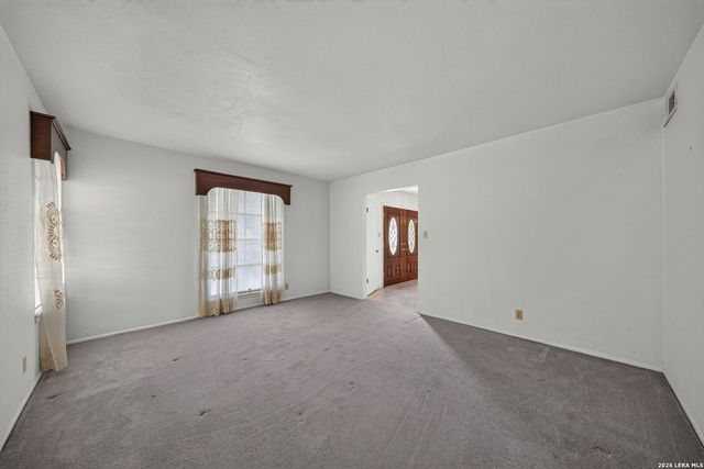 9003 Rock Cliff Rd, San Antonio, TX 78230