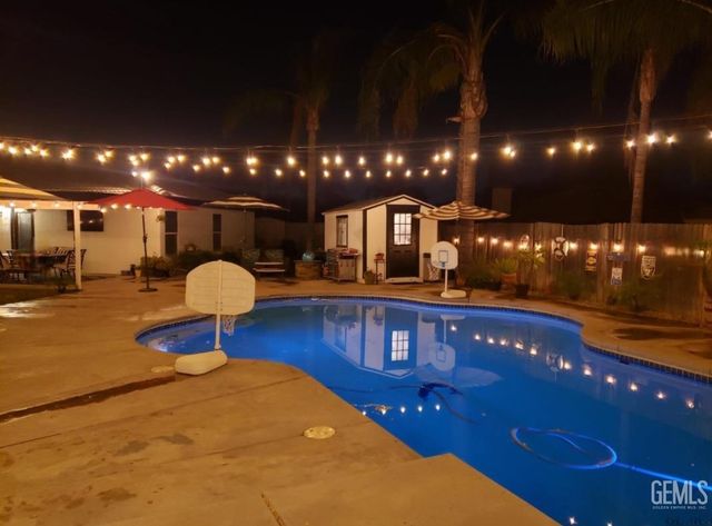 10409 Atakapa Avenue, Bakersfield, CA 93312