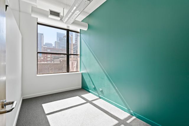 222 W Ontario Street 200, Chicago, IL 60654