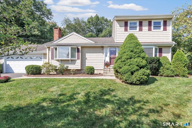 94 Ascolese Road, Trumbull, CT 06611