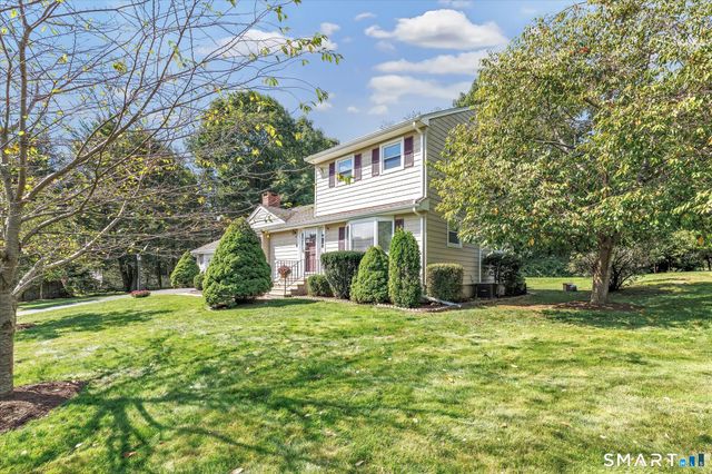 94 Ascolese Road, Trumbull, CT 06611