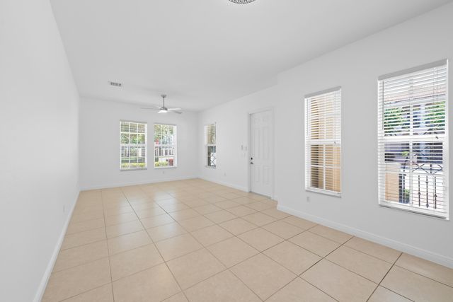 870 NW 83RD Lane, Boca Raton, FL 33487