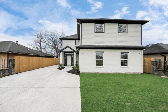 1313 Avenue G, South Houston, TX 77587