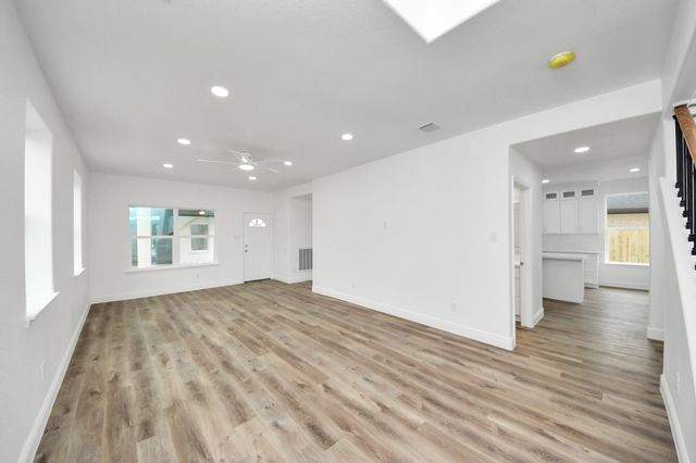 1313 Avenue G, South Houston, TX 77587