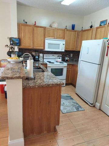 2208 SE 24th Place, Homestead, FL 33035