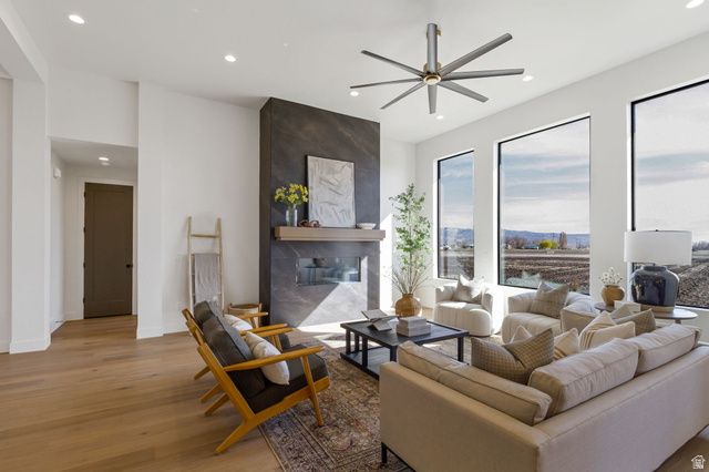 538 S 1400 W, Farmington, UT 84025