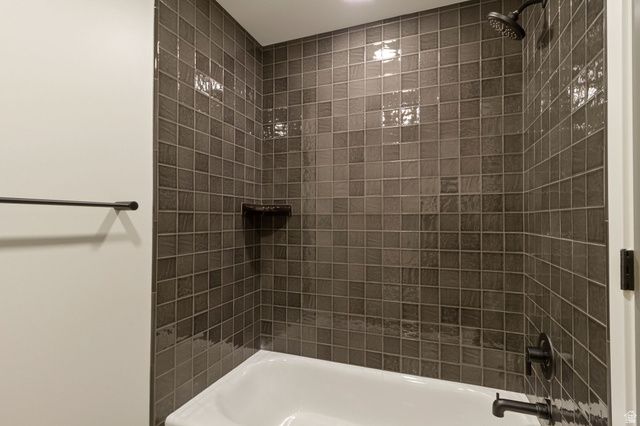 538 S 1400 W, Farmington, UT 84025