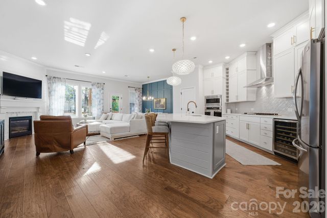 2538 Barry Street, Charlotte, NC 28205